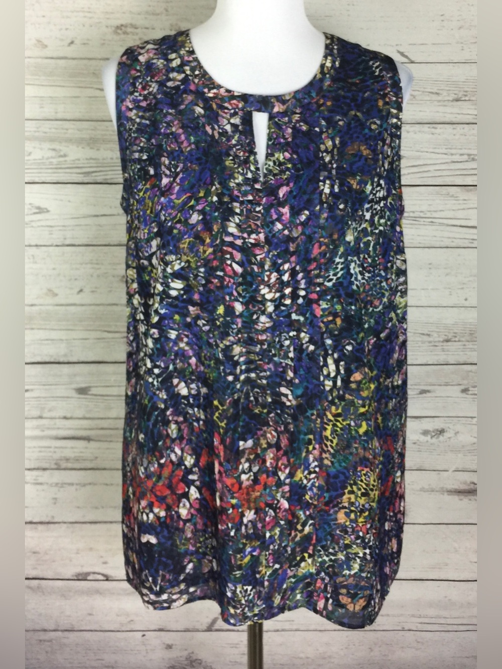 CAbi Women’s Multicolor Stained Glass Keyhole Sleeveless Blouse Top Size M